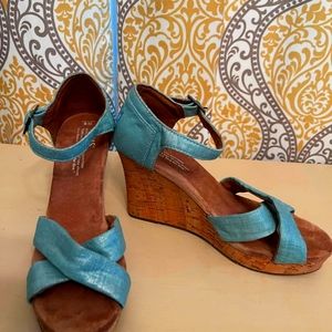 Tom's brand women's wedges size 8